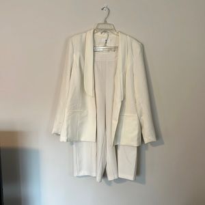 Off-White tailored boyfriend-fit blazer and wide leg cropped pant